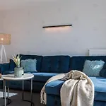 Huswell - Apartment In A Unique Location With Swimming Pool